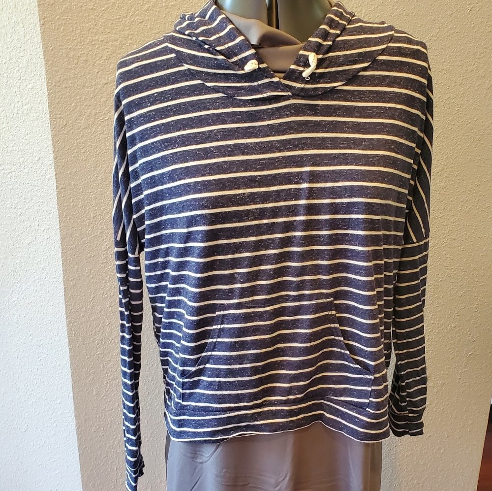 Blue/white pullover hoodie